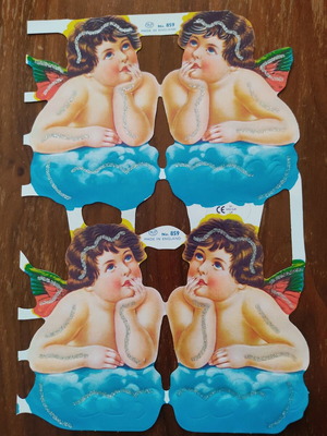 Memalok vintage paper figures set of 3, new from England