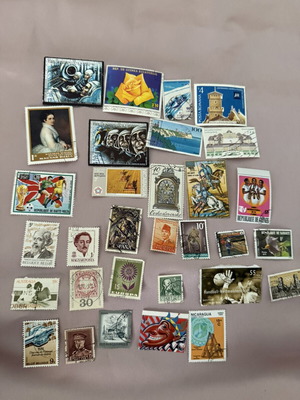 Lot of 3 used stamps from various countries
