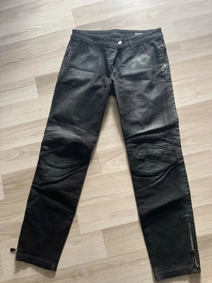 Alexander McQueen modern pants like new, black
