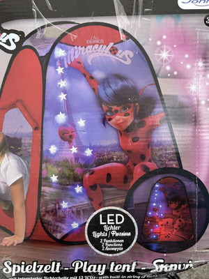Children's Play Tent new