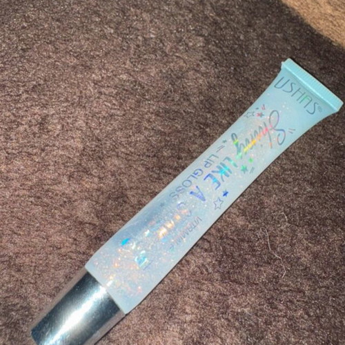 Gloss glitter unused