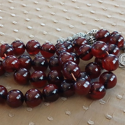 Bakelite Komboloi like new, 33 beads, traditional oriental finish