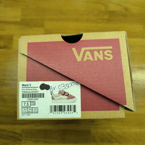 Vans Ward kids shoes new, size 24, athletic style