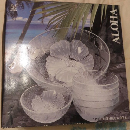 Σετ κρυστάλλινα μπολ Aloha καινούργιο, 7 τεμάχια