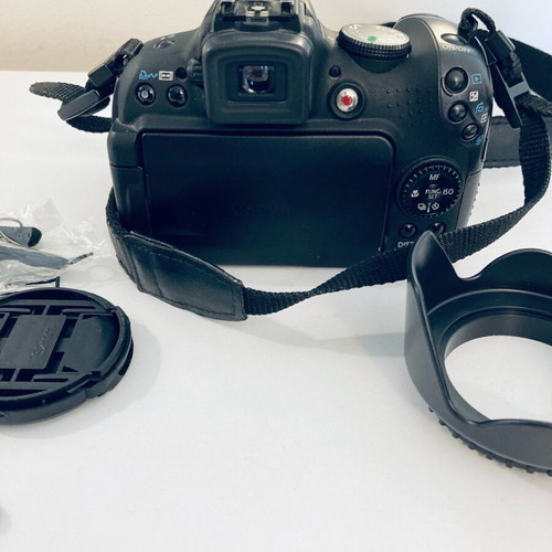 Canon SX1IS Powershot camera like new