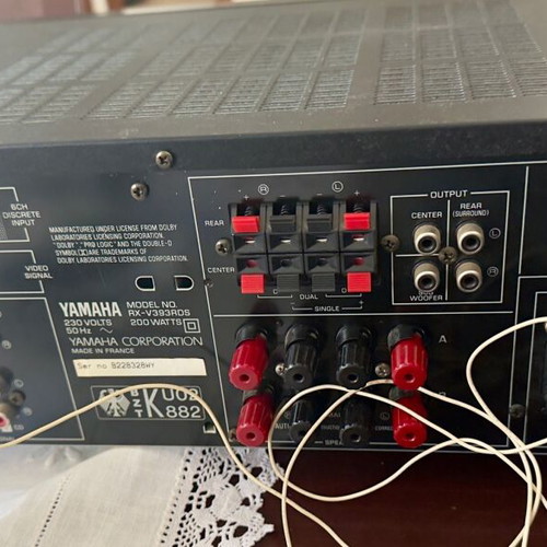 Yamaha RX-V393 RDS Audio Video Receiver like new with remote control