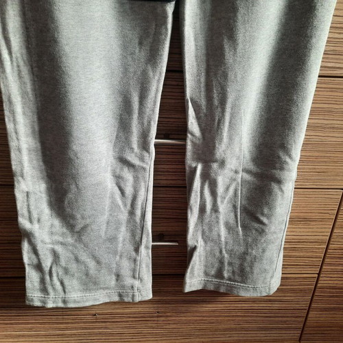 Sweatpants medium used, gray and yellow