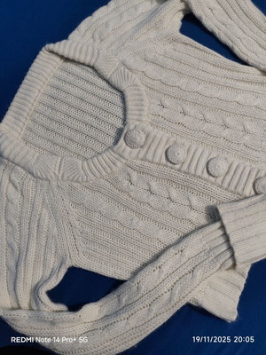 Cardigan ecru like new, size Small Medium