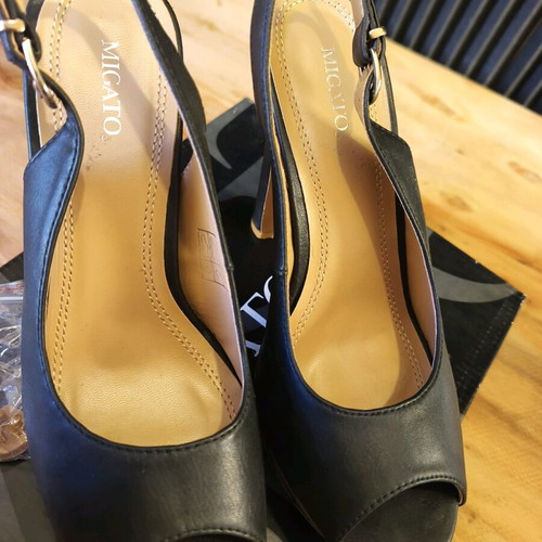 Migato black leather platform shoes size 37 used