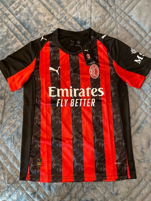 Φανέλα AC Milan Home 2025/26 μέγεθος Medium καινούργια με ετικέτες