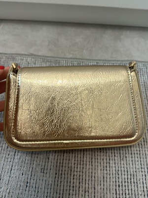 Mango gold handbag like new
