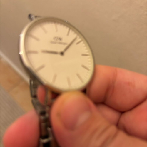 Daniel Wellington Bracelet watch like new, silver