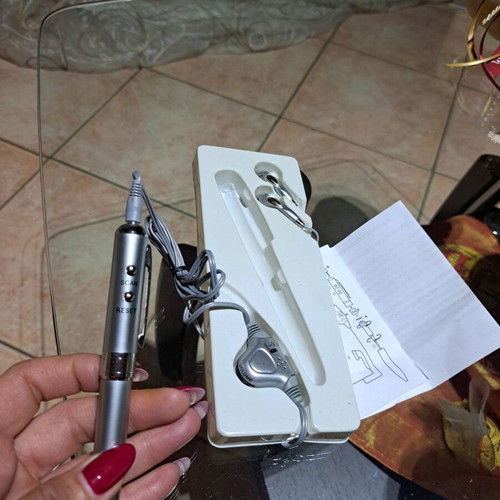 Radio FM pen with headphones new