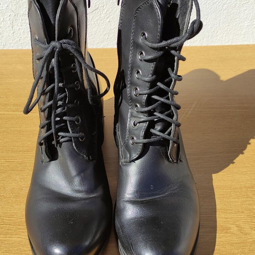 Hunter black ankle boots used, size 39, low heel