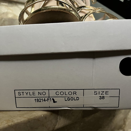 Tsoukalas Shoes gold platform sandals like new, size 38