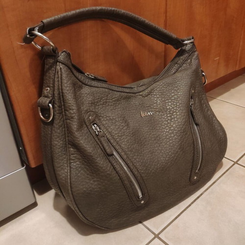 Kem women's bag like new, large gray shoulder bag with strap