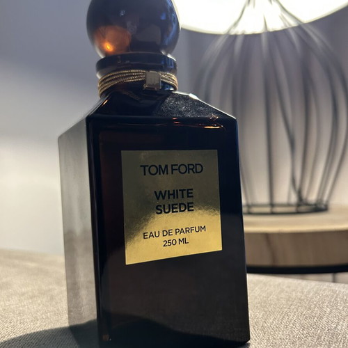 Tom Ford White Suede Eau de Parfum 250 ml like new