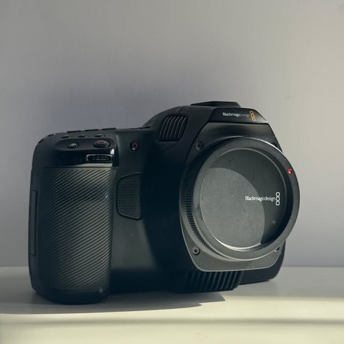 Blackmagic Pocket Cinema Camera 6K Pro with Sigma 18-35mm lens like new