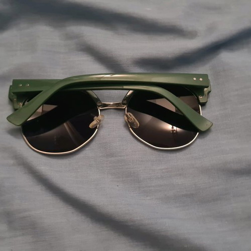 Glasses used with good lens