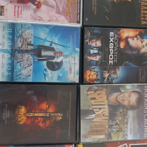 Pack of 15 DVDs like new, various genres