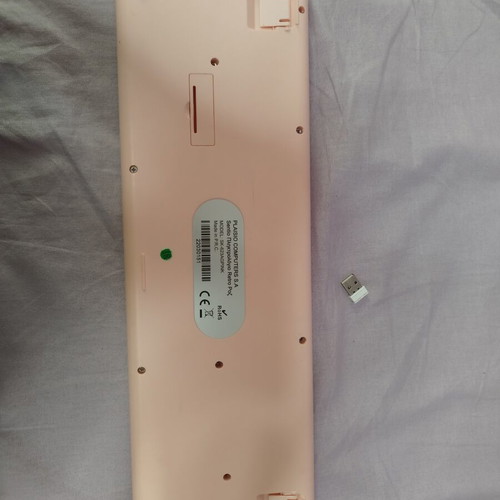 Sentio Retro wireless keyboard used, pink vintage style