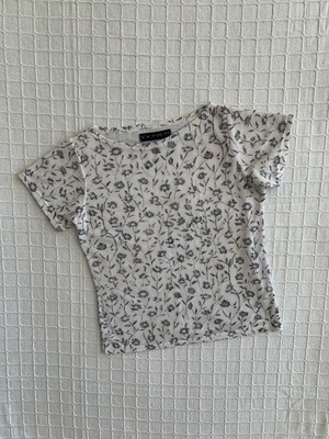90s floral top XS/S, black and white