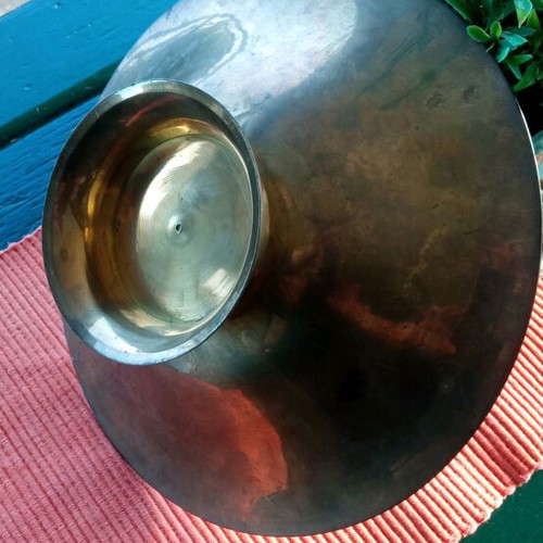 Decorative brass bowl painted, like new