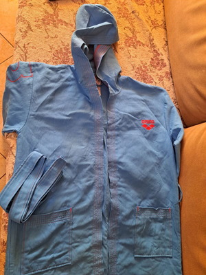 Swimming bathrobe unisex