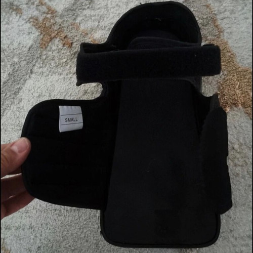Orthopedic Offloading Shoe like new, post-surgery, adjustable size 36-39