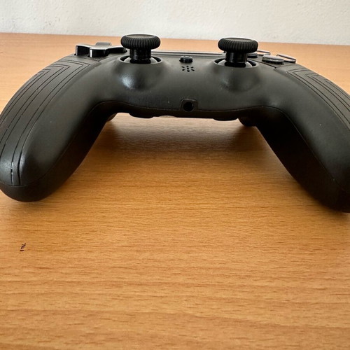 Deltaco gaming Gam-139 controller used for PS4 and PC