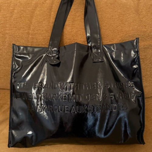 Zeus & Dione Thea Black Sunglasses new with Nike bag