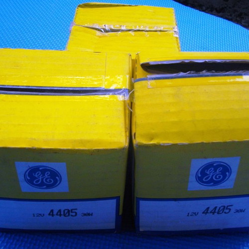 GE Lighting 4405 GE PAR 36 Lamp 12V 30W new