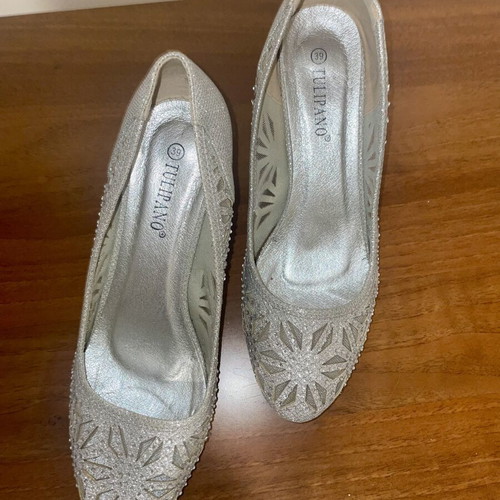 Tulipano silver pumps used, size 39 with rhinestones