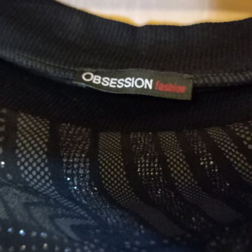 Obsession black crop top short sleeve size S like new