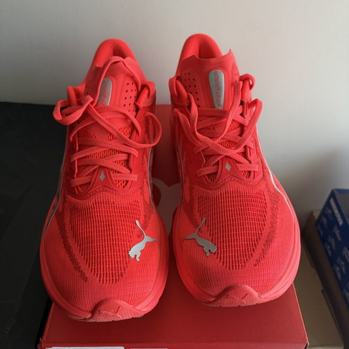 Puma Deviater Nitro 4 running shoe size 44, red