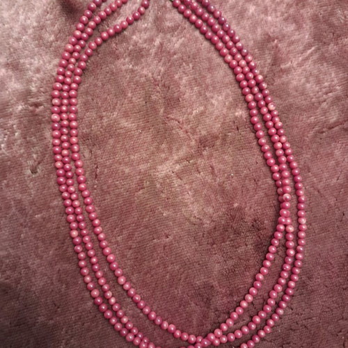 Triple necklace with coral like new