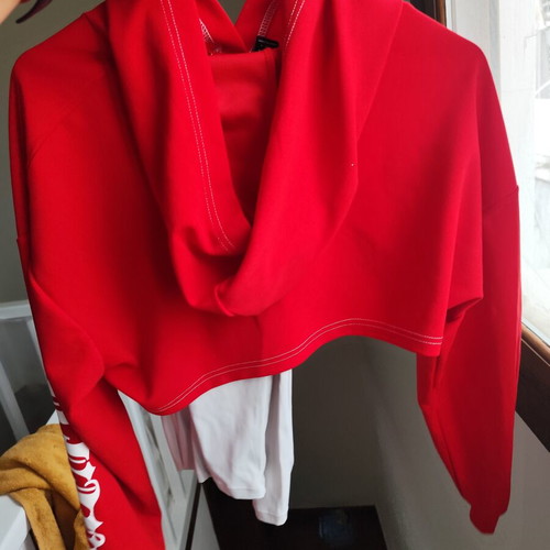 Sportswear set with bolero and white yoga pants like new