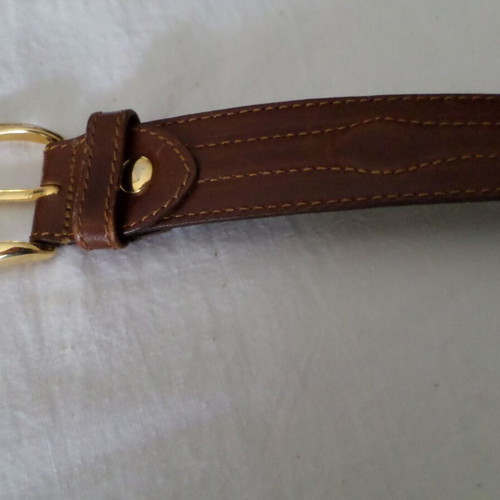 Women's leather belts set like new, brown, pack of 3