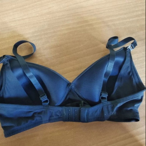 H&M Nursing Bra 80C like new, wire-free