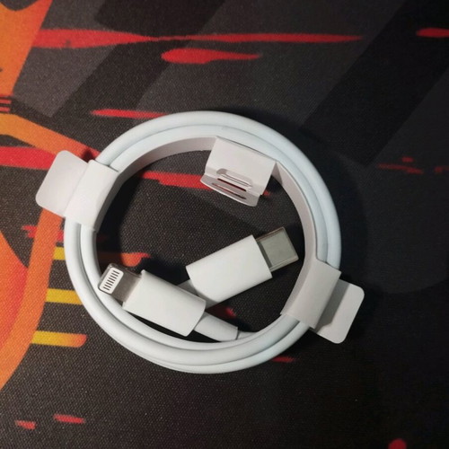 Type-C to Lightning cable 1 meter like new