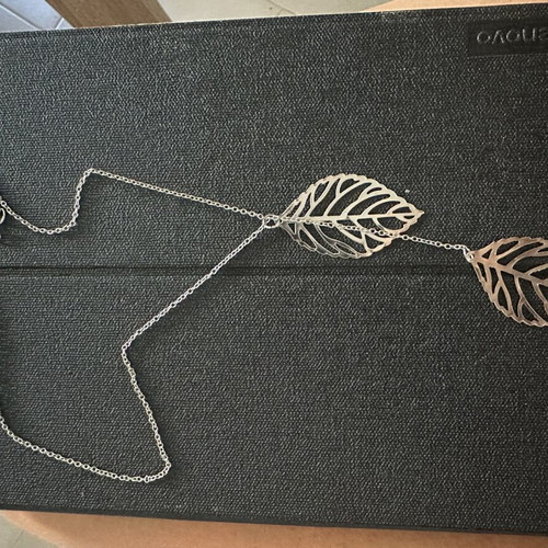Lariat leaf necklace, silver