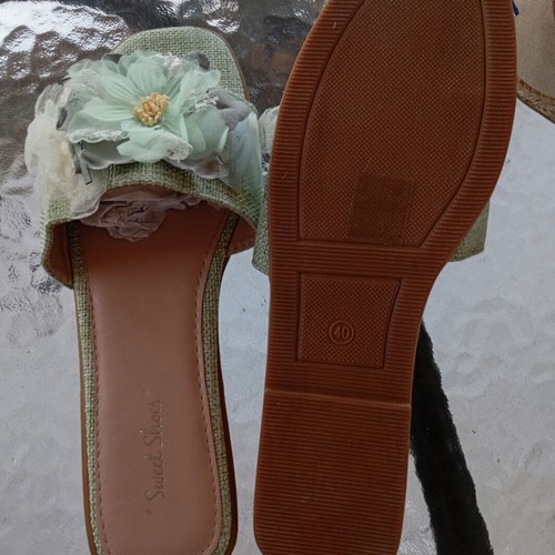 Summer shoes size 40 green new