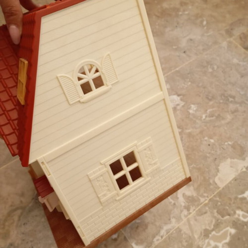 Sylvanian Families The Country House with Red Roof like new
