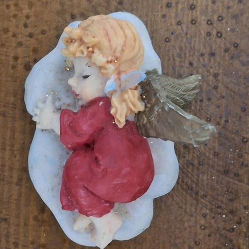 Vintage decorative angel used, small and elegant