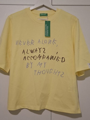 Benetton yellow T-shirt L with Coco Capitán print new
