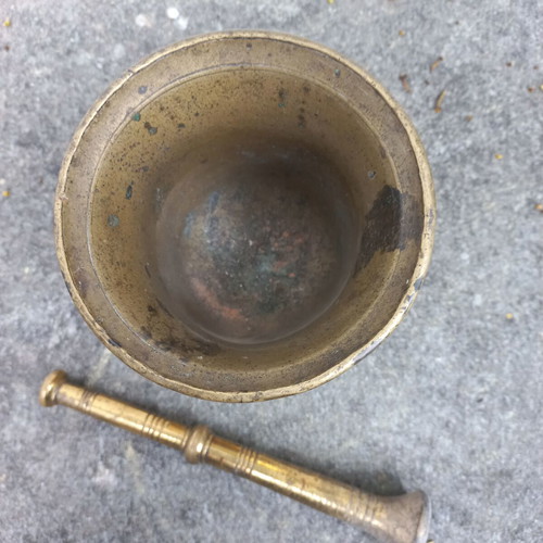 Bronze mortar and pestle set used, vintage