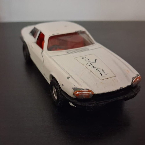 Jaguar XJS The Saint Corgi 1:36 diecast model used