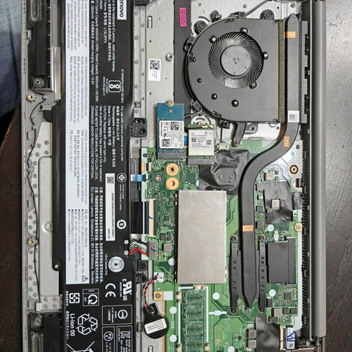 Lenovo laptop used for parts with Ryzen 7, SSD, RAM