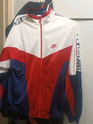 Vintage Nike tracksuit top size XL like new