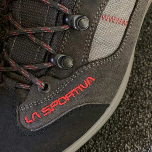 La Sportiva Cornon GTX Hiking Boots like new, gray, size 47